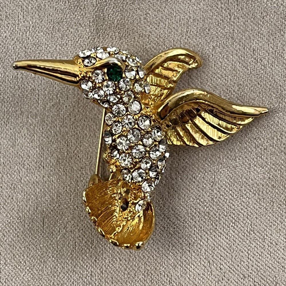 Gold Tone Hummingbird In Flight Green Eyed Rhinestone Brooch Pin Jewelry
