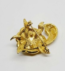 TURTLE Brooch Textured Gold Tone Rhinestone Eyes Vintage Signed Lind-Gal
