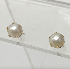VTG Akoya Pearl Earrings Prongs Stud 6 Solid 14k Yellow Gold 5.5mm White .80gr