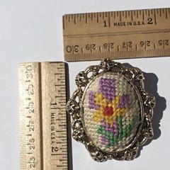 Vintage Victorian Style Goldtone Needlepoint Flower Brooch Lavender Yellow Flora