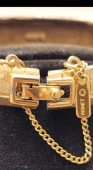 Monet gold tone bracelet with safety chain w/shiny and matte finish