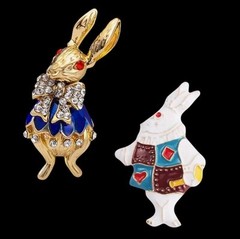 GOLD RHINESTONE ENAMEL BROOCHPIN SET EASTER WHITERABBITBUNNY ALICE IN WONDERLAND