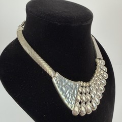 Vintage Silver Tone Brutalist Bib Statement Necklace Hammered Herringbone