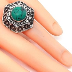 Vintage 2.50ctw Green Turquoise Cabochon Silver Ring Size 8