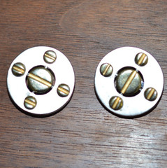 Erwin Pearl INDUSTRIAL Earrings Round Silver/Gold 2-Tone Clip Signed Vintage