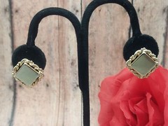 Star Gold Tone Vintage Screw Back Clip Earrings Square Twisted Chain Edge .75″