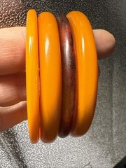 Lot of 4 Vintage Bakelite Bangle Bracelets – Semichrome Positive FALL Colors