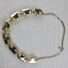 Vintage Cream Faux Mop Confetti Thermoset Lucite Gold Tone Choker Necklace 16″