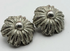Vintage Flower Burst Clip On Stud Earrings Silver Tone 21mm