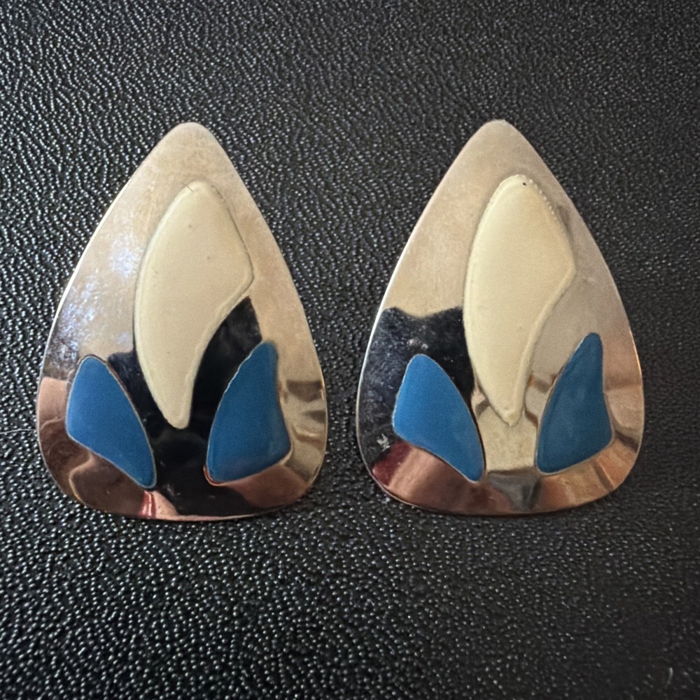 Vintage Silver Tone And Enamel Pierced Earrings Blue And Off White