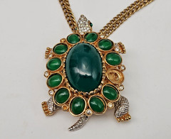 Kenneth Jay Lane KJL Tortoise Turtle Brooch Watch Cabochons & Crystals 26”L