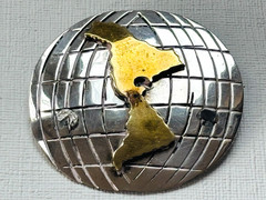 Vintage Sterling Silver Globe Brooch with Gold Continent Inset (Mid-20th Century
