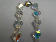 VINTAGE AURO BOREALIS CRYSTAL NECKLACE 21 1/2 INCHES THICK 13.2MM