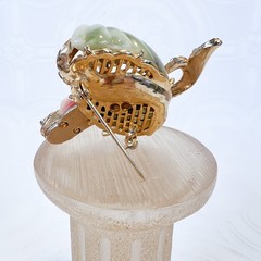 Vintage Hattie Carnegie Mermaid Brooch Green Peach Rhinestones Nymph in Shell