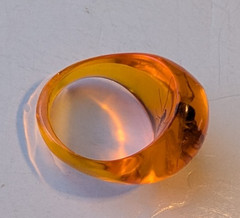 AMBER LUCITE RING SIZE APROX 8.5 With ANT ENCASED IN RESIN