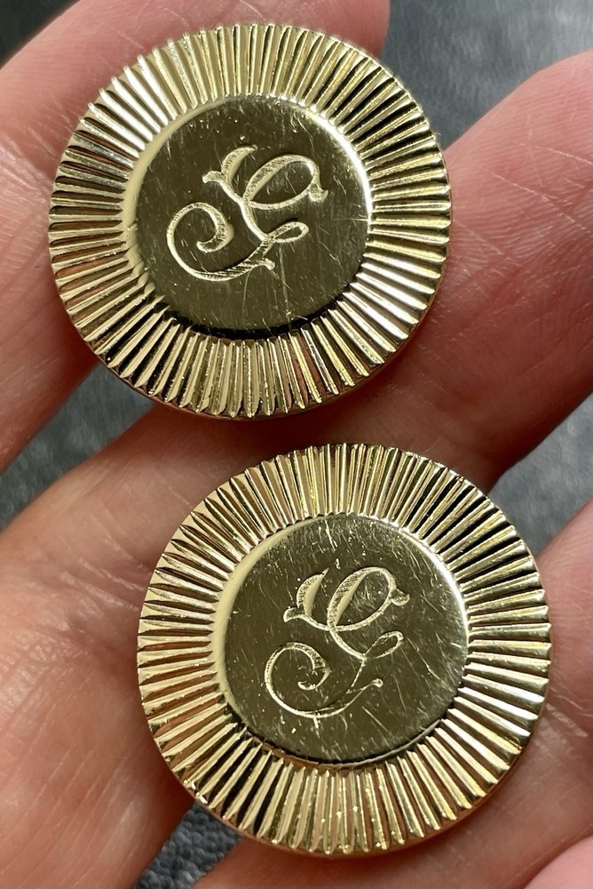 Vintage Letter G Monogram Textured Round Gold Tone Metal Clip Earrings