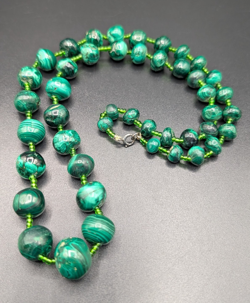 Vintage Malachite Graduated Beads Necklace