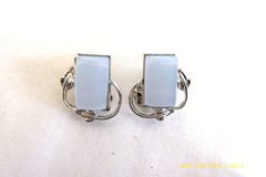 VINTAGE CORO POWDER BLUE MOONGLOW THERMOSET NECKLACE BRACELET EARRINGS SET