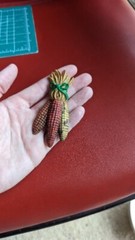 Autumn Fall Harvest Thanksgiving Resin 3½” Brooch Pin 3 EARS FLINT Calico CORN