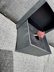 VINTAGE RARE FUSCHIA SAPHIRE COCKTAIL RING