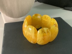 Vintage Art Deco faux egg yolk amber lucite bracelet large link stretch beauty