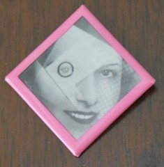 Art Institute of Chicago Museum Pin Button Portrait Woman Surrealism Modern Art