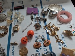 MASSIVE Lot Of Vintage JEWELRY Over 100 Pieces, Comes With Plastic Case ~ #327