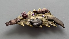 VINTAGE CHRISTMAS TREE PIN BROOCH ARTISAN METAL ANIMALS PINK RHINESTONES HTF 55