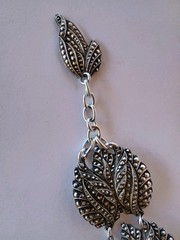 Vtg Leaf Bracelet & Earrings Set W. Germany Silver Tone Lightweight Paved Look