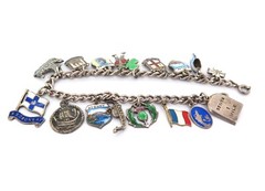 .Vintage Sterling & .800 Silver Charms From Around The World Bracelet 27.2g