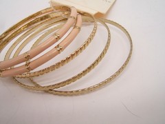 VTG LAUREN CONRAD 5 BANGLE BRACELETS 2 ENAMEL 3 GOLD TONE ORIGINAL TAG