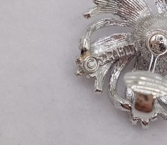 Sarah Coventry Jewelry Set. Clip On Earrings & Brooch Silver tone Rhinestones