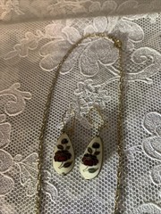 Vintage Gold Tone Cloisonné Floral Enamel Pendant Necklace And Matching Earrings
