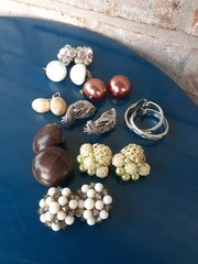 Estate Mixed Lot Costume Jewelry Earrings 50pr Clip On Screwback Some Signed