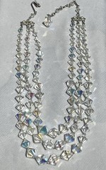 VTG 1950s 3-Strand Rainbow Aurora Borealis Necklace Heavy 96g 17″-19″ Adjustable