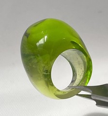 Vintage Lucite Ring Size 6.75 Bubble Dome Modern Chunky Statement Acrylic Kiwi