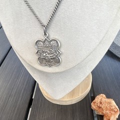 Vintage Religious Medal Pendant Recordo Di Assisi, Silver Metal Alloy