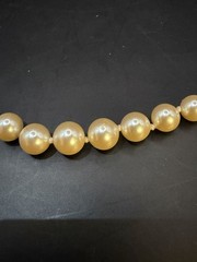 Vintage Monet Gold Tone Faux Pearl Necklace Graduated Beads 18”