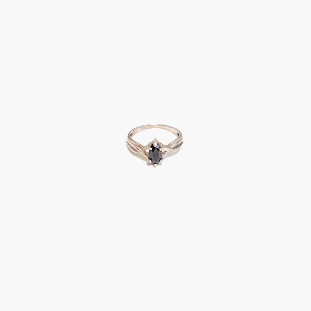 AVON Sterling silver ring hematite facet navette cut size 7.75 to 8 vintage 2.8g