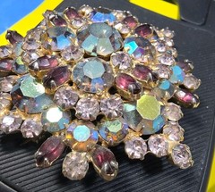 Vintage Juliana Delizza Elster Amethyst Pink Blue Broach Rhinestone Gold Tone