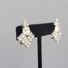 Vintage Clear Prong Set Rhinestone Clip on Earrings Silver tone Drop 1 1/8″