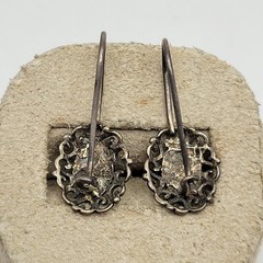 Vintage Jezlaine Sterling Silver Openwork Half Pearl Drop Dangle Earrings – 1″