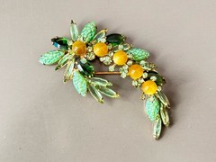 Vintage Verified JULIANA BOOK SET Green Art Glass Necklace Bracelet Brooch Ear