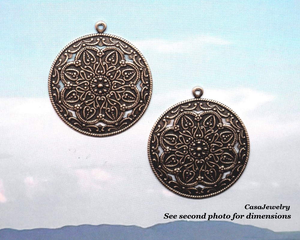 #6198 ANTIQUED GOLD OPEN FILIGREE CENTER IN W/TOP HANG RING – 2 Pcs