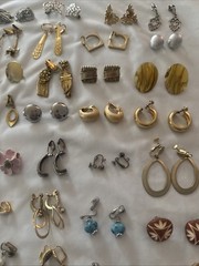 Lot Of 50 Clip On Earrings, Lisner Butterfly, Trifari And Other Brands