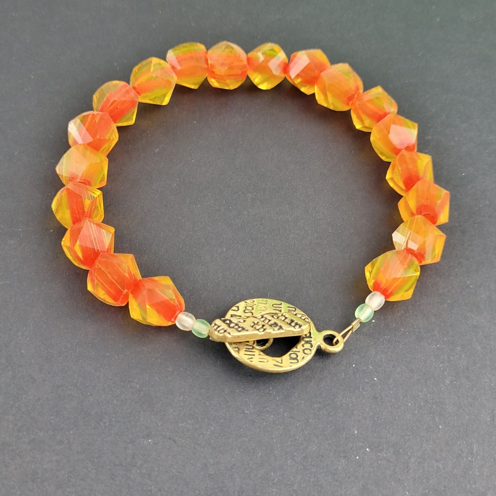 Vintage orange Yellow Faceted Art Glass Bead Bracelet 7″