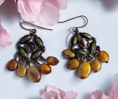 Vtg Lauren Conrad Moonstone Dangle Chandelier Womens Jewelry Hook Earrings