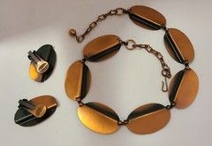 Vtg Copper Red Enamel 1.25″ Ovals Link 15.5″ Necklace Clip On Earrings to Match