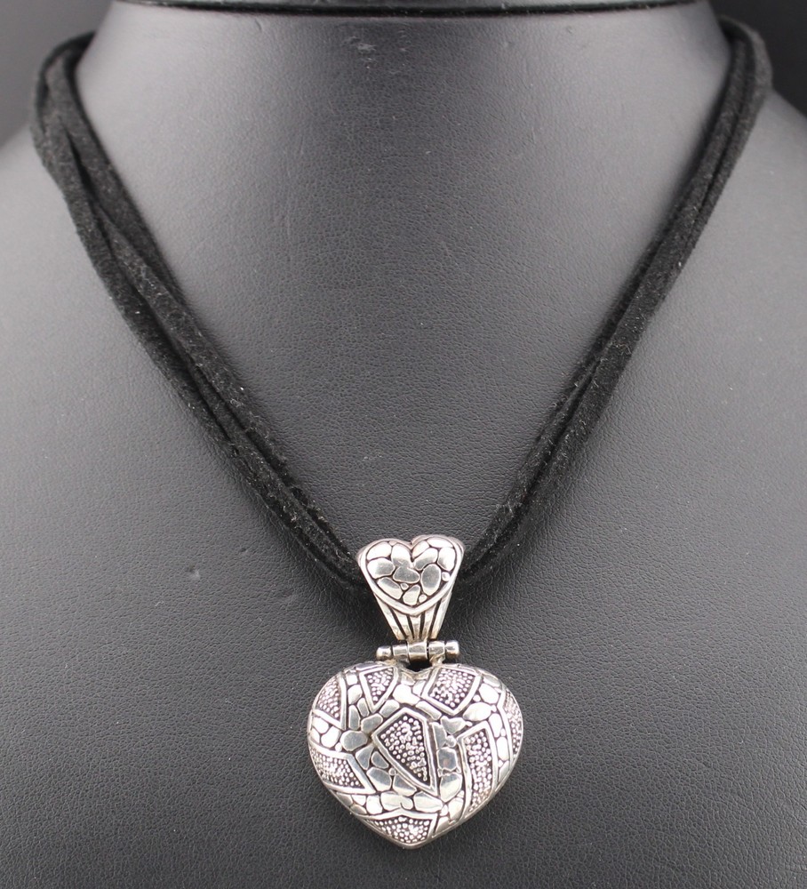 Sterling Silver Southwestern 1 5/8″💖Heart Pendant 16″ Black Leather Necklace
