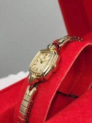 SWISS [N. MINT] 16mm OMEGA Gold Plated 17 JEWELS WORKING WIND UP WATCH Vintage